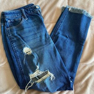 Hollister High-Rise Mom Jean